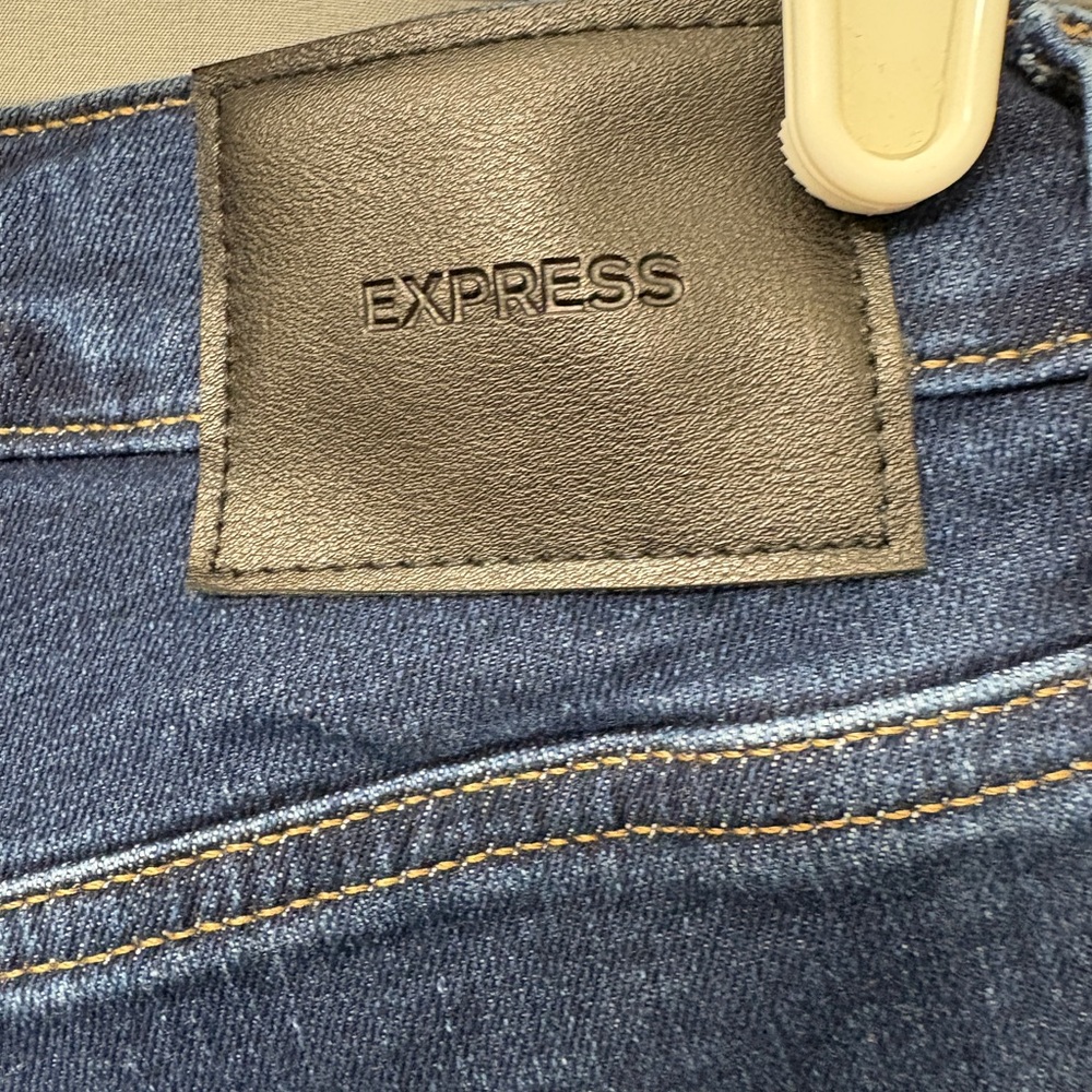 Express High Rise Straight Ankle Jeans - Picture 5 of 5